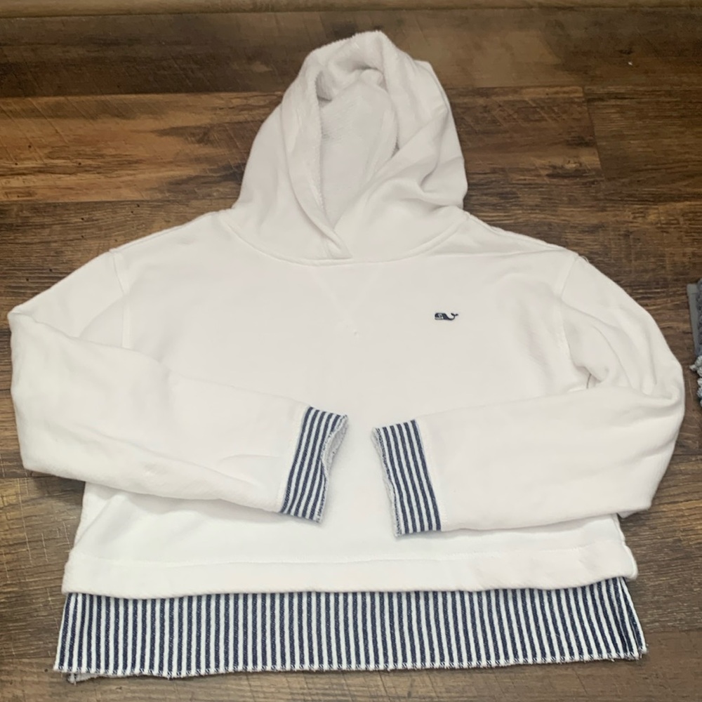 Vineyard Vines Girls Small (size 7/8) Terry Cloth Cropped Pullover Sweatshirt